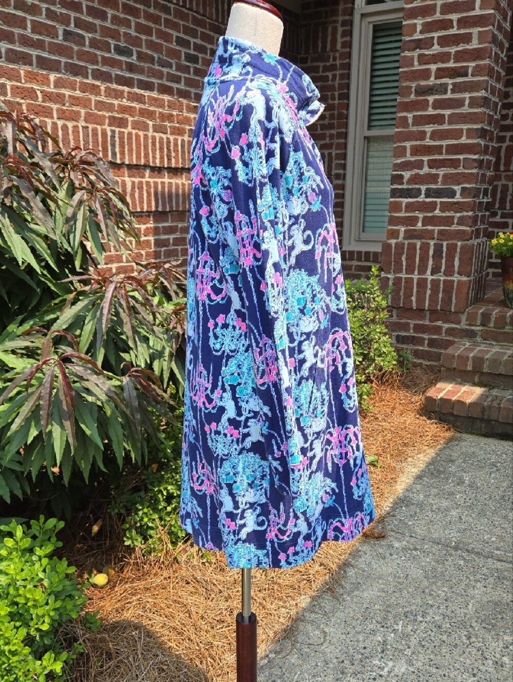 Lilly Pulitzer Navy Blue Printed Zip Tunic Dress with Pink & Aqua Accents - Picture 5 of 11